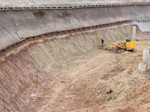 大英基坑边坡加固